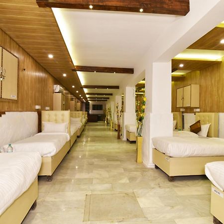 Hk Backpackers-Luxury Rooms & Dormitory Amritsar Ngoại thất bức ảnh