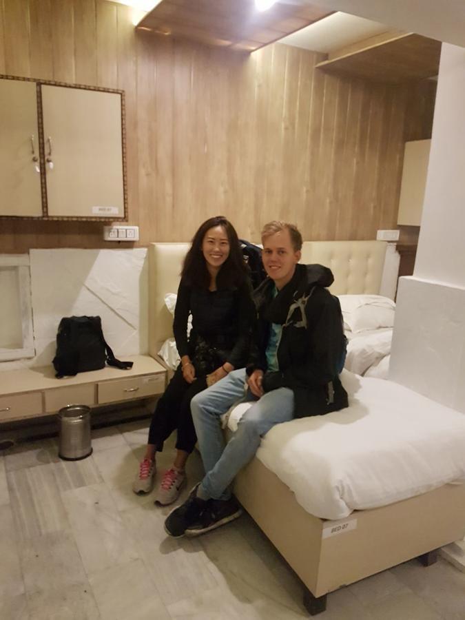 Hk Backpackers-Luxury Rooms & Dormitory Amritsar Ngoại thất bức ảnh