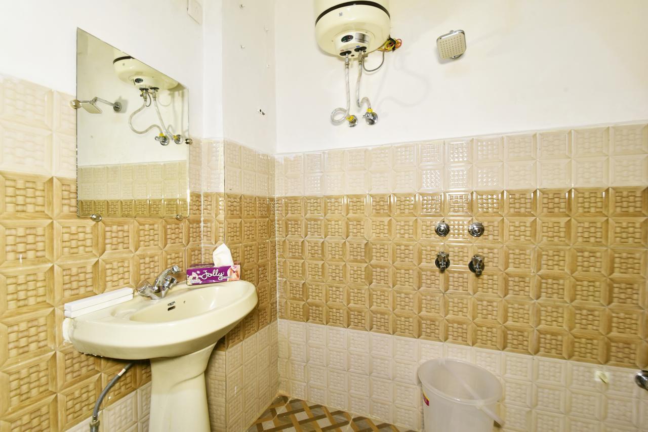 Hk Backpackers-Luxury Rooms & Dormitory Amritsar Ngoại thất bức ảnh