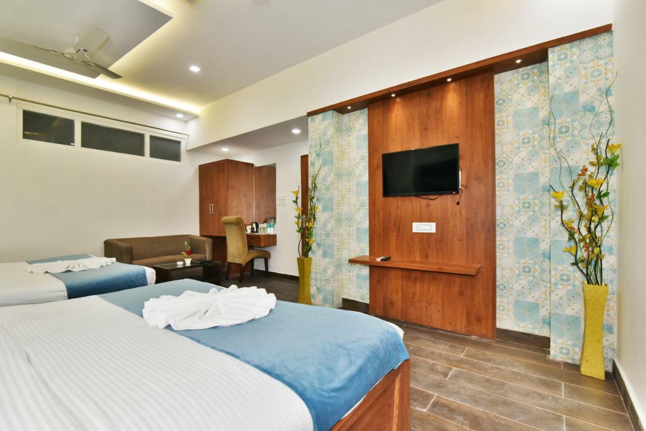 Hk Backpackers-Luxury Rooms & Dormitory Amritsar Ngoại thất bức ảnh